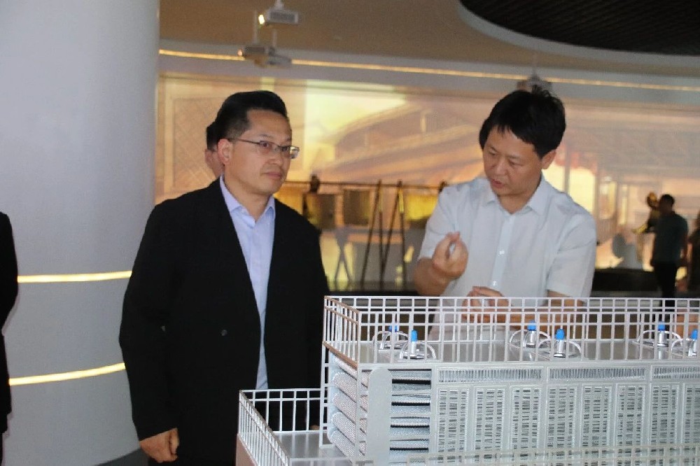 上？蜕痰鞑楣，同谋发展新篇章
