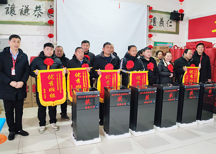 J9集团国际站机械开工盛典：赞美先进鼓劲头，联结奋进再启航